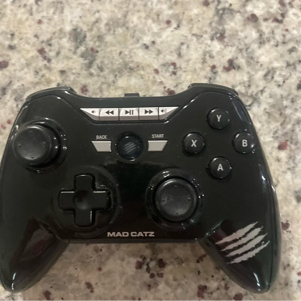 Mad Catz C.T.R.I.R. Bluetooth wireless controller **No Cords** Android Only